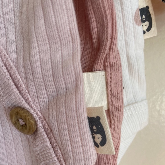 Rabbit Bear organic Cotton By Emily & Oliver Onesies SZ 0-3 MONTHS - Picture 7 of 9